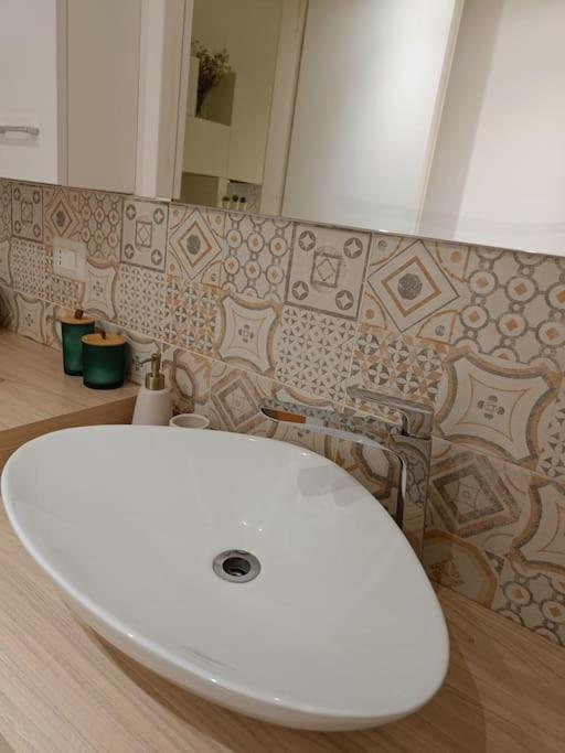 Da Rosa E Pier - Charming Central Apartment Milánó Kültér fotó