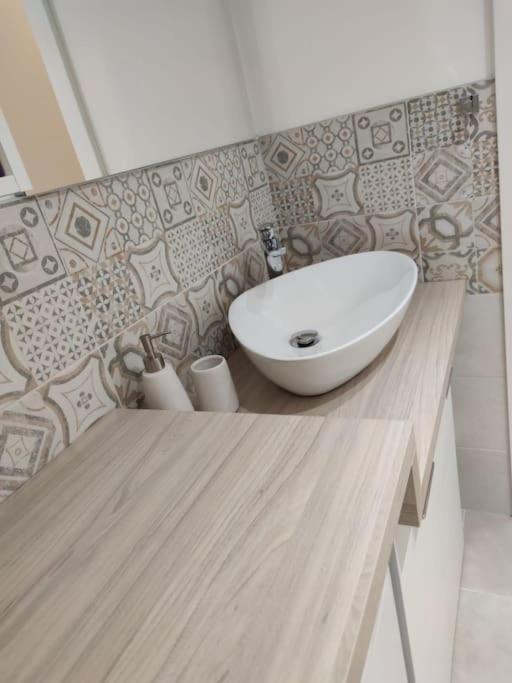 Da Rosa E Pier - Charming Central Apartment Milánó Kültér fotó