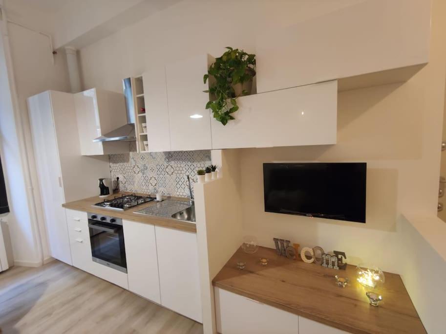 Da Rosa E Pier - Charming Central Apartment Milánó Kültér fotó