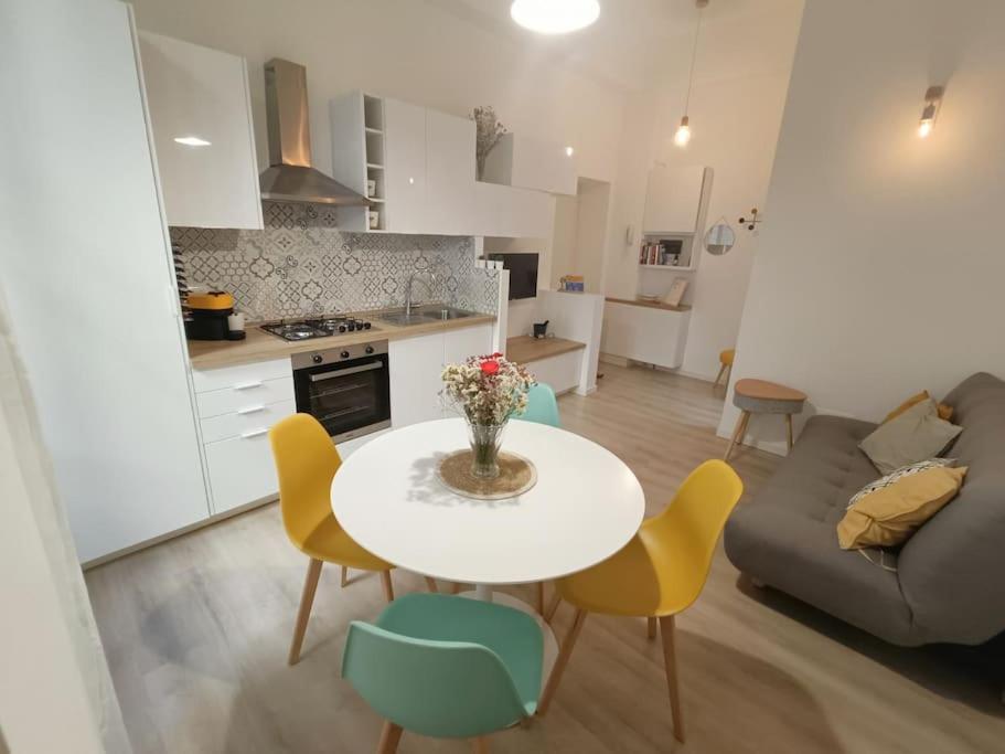 Da Rosa E Pier - Charming Central Apartment Milánó Kültér fotó