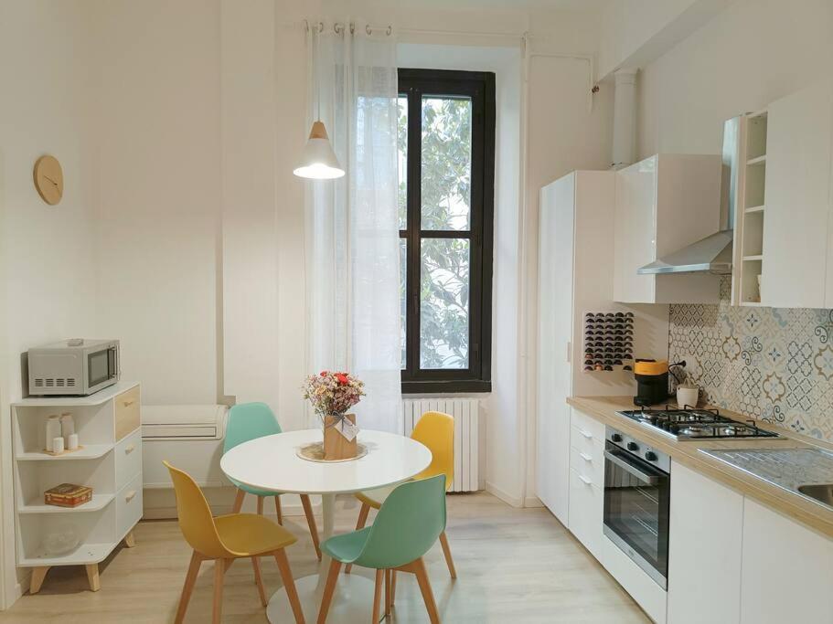 Da Rosa E Pier - Charming Central Apartment Milánó Kültér fotó